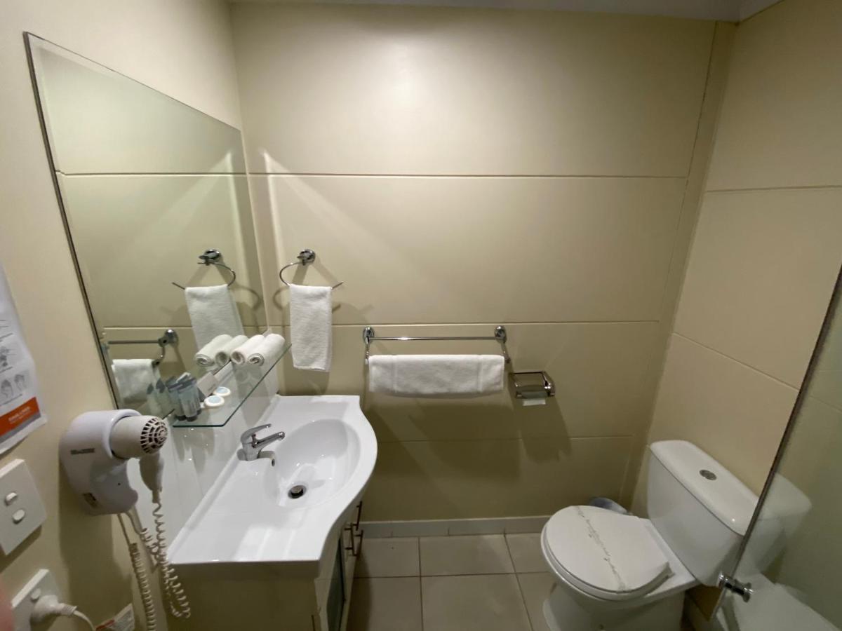 Balranald Club Motel Экстерьер фото