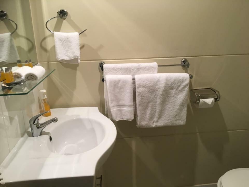 Balranald Club Motel Экстерьер фото
